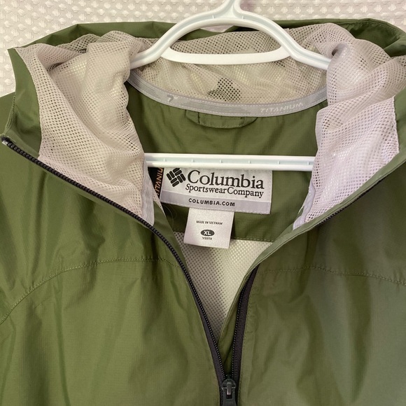 Columbia jacket - Picture 6 of 12